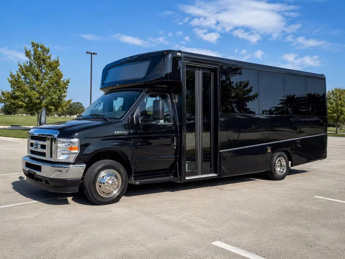 15 passenger minibus